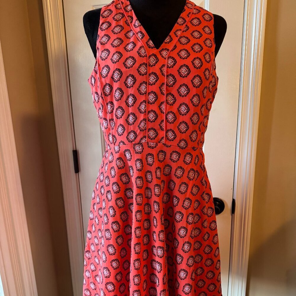 Ann Taylor Women's V-neck Sleeveless Dress